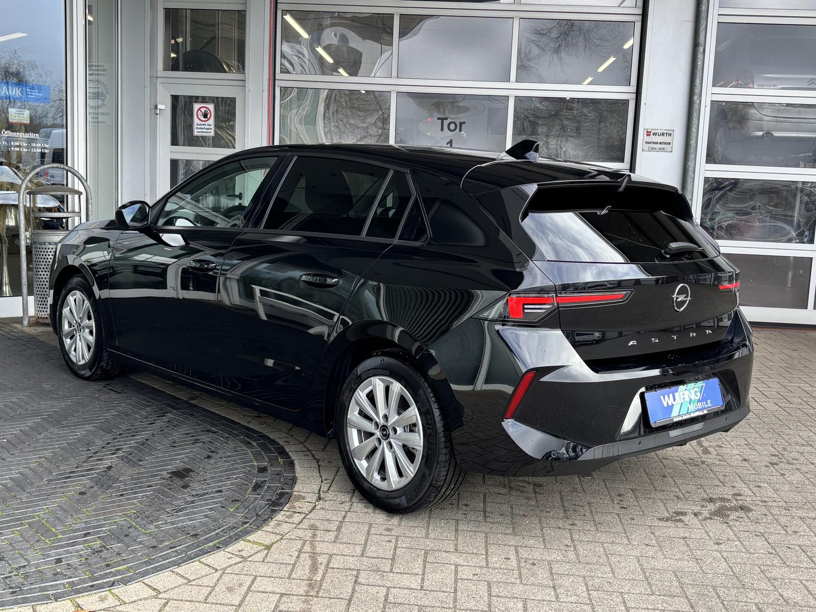 Opel Astra 1.2 Turbo Edition Turbo