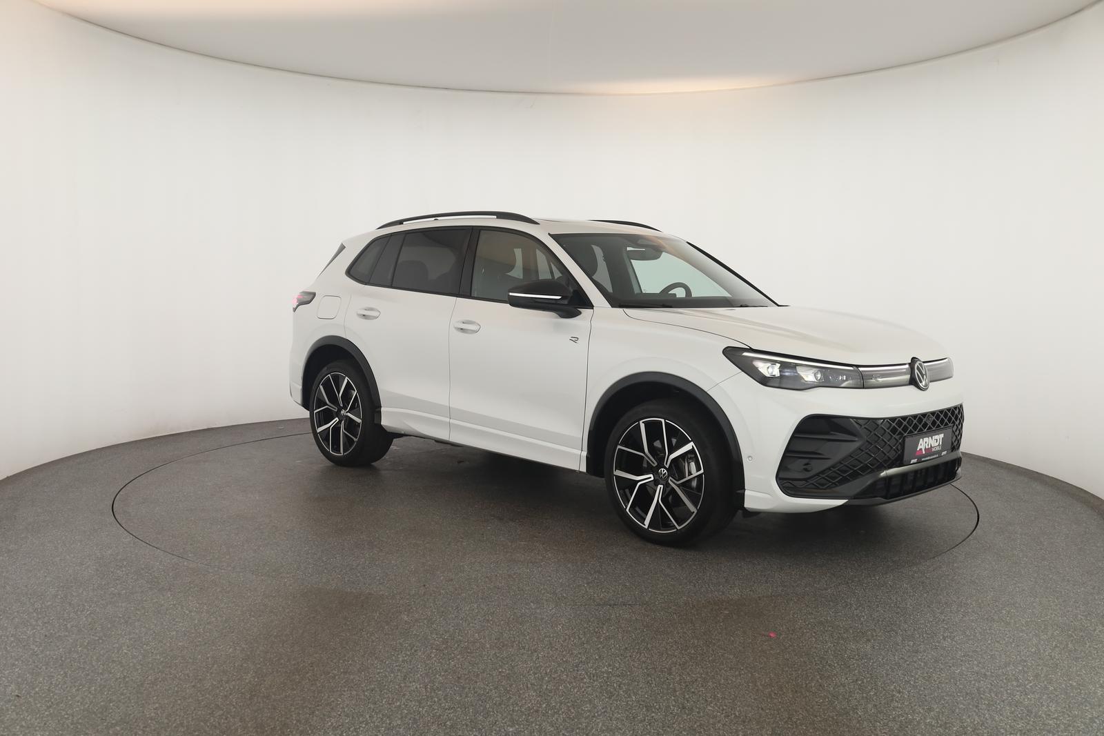 Volkswagen Tiguan 2.0 TSI DSG IQ.Drive R-Line