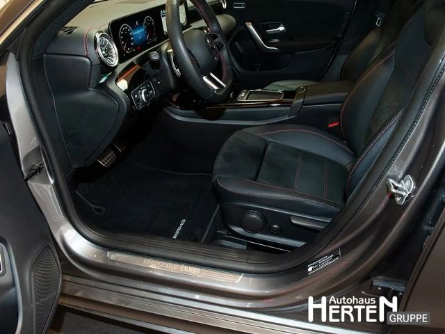 Mercedes-Benz CLA 180 AMG Line Shooting Brake