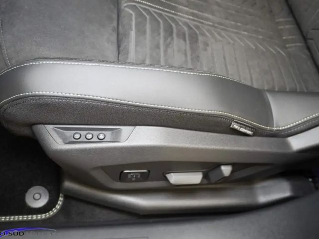 Peugeot E-3008 GT-Line