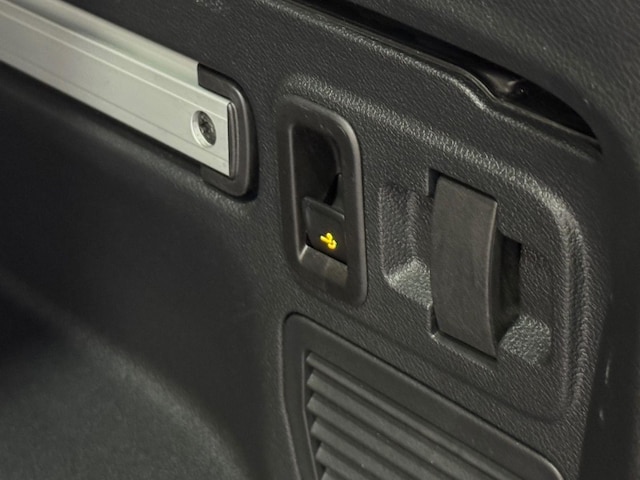 Volkswagen Touran 2.0 TDI DSG Highline Style