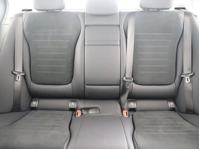 Mercedes-Benz C 300 AMG Line C 300 d Sedan