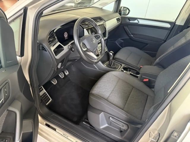 Volkswagen Touran 1.5 TSI Move
