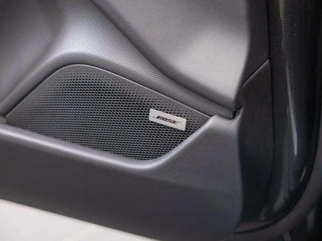 Porsche Taycan 4 Cross Turismo