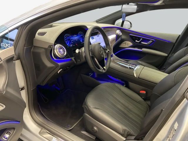 Mercedes-Benz EQS Sedan