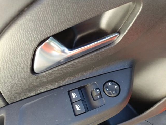 Opel Corsa F 1.2 ''Edition'' Parksensoren Bluetooth Klima Tem