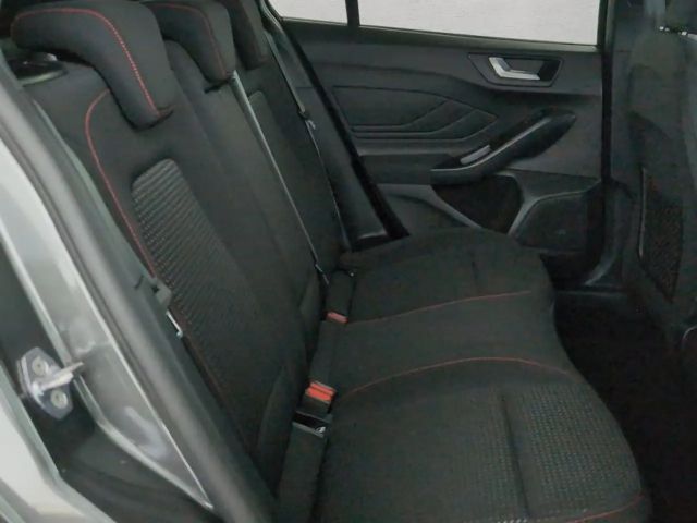 Ford Focus EcoBoost ST Line Wagon