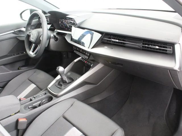 Audi A3 30 TFSI Sedan