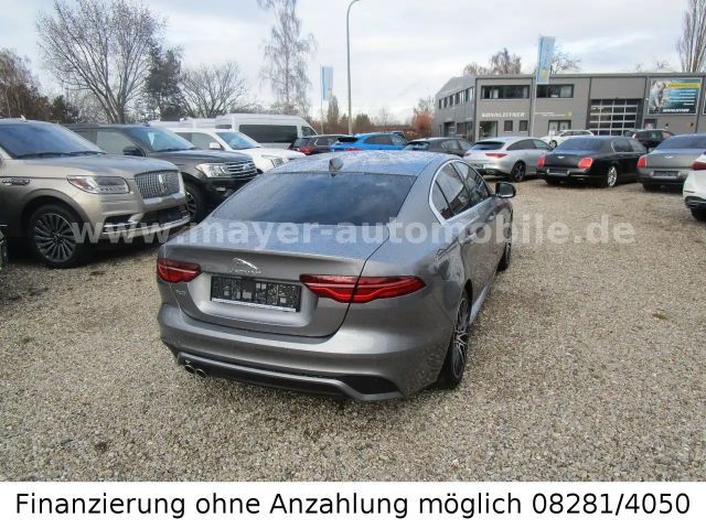 Jaguar XE R-Dynamic S