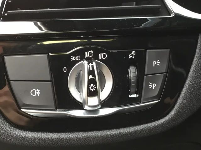 BMW 530 530e M-Sport Sedan