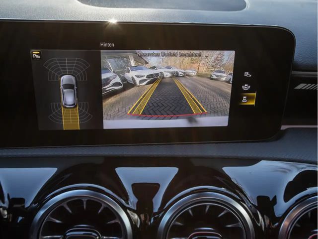 Mercedes-Benz A 35 AMG 4MATIC AMG Line