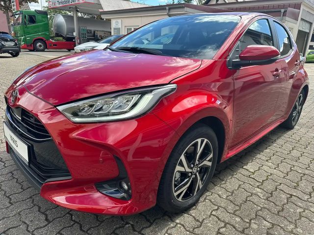 Toyota Yaris Active Hatchback Hybride