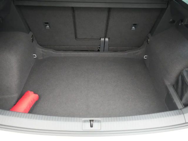 Volkswagen Tiguan R SHZ CARPLAY KEYLESS PDC MATRIX PANO ACC