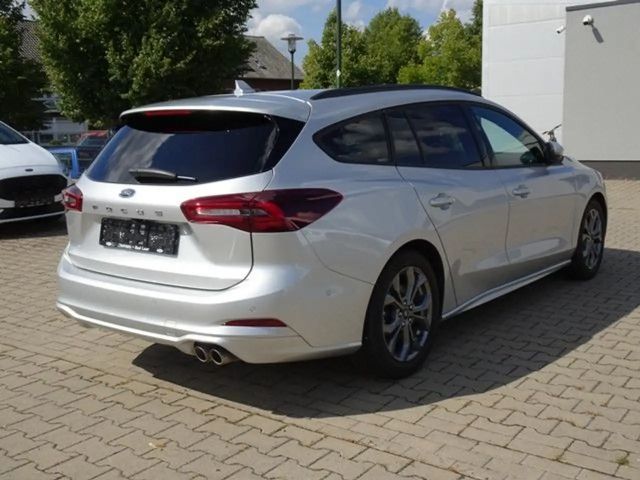 Ford Focus ST Line Wagon