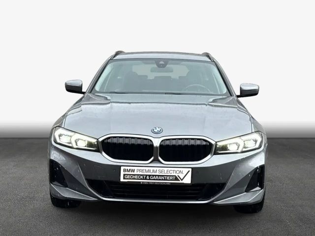 BMW 330 330e Touring