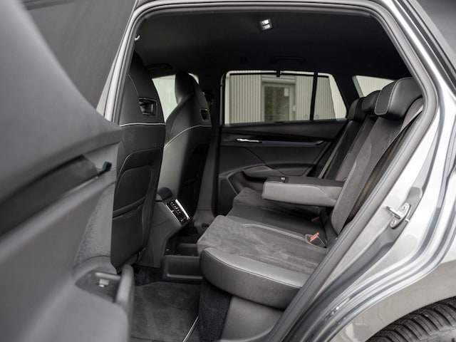 Skoda Enyaq IV Kam. Navi Virtual el.Heck