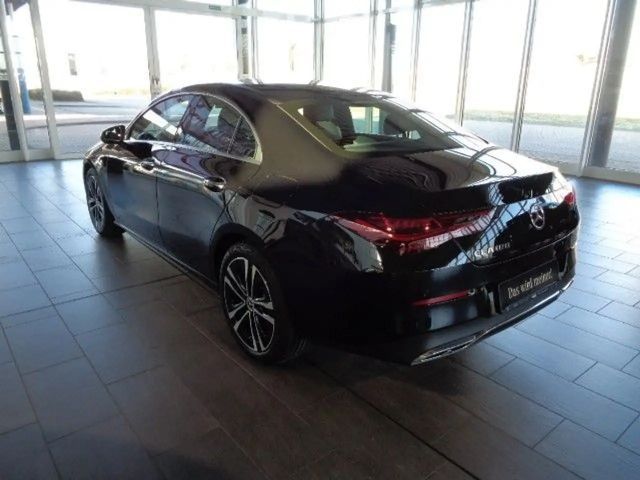 Mercedes-Benz CLA 180 Coupé