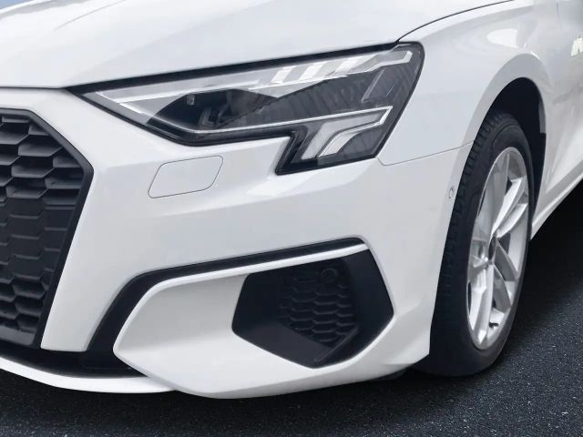 Audi A3 30 TFSI S-Tronic Sedan