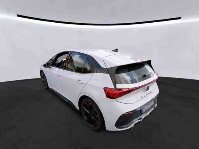 Cupra Born 62 kWh +WÄPU +BEATS +SCHALE +LED +ACC +19" +RKAM +NAVI