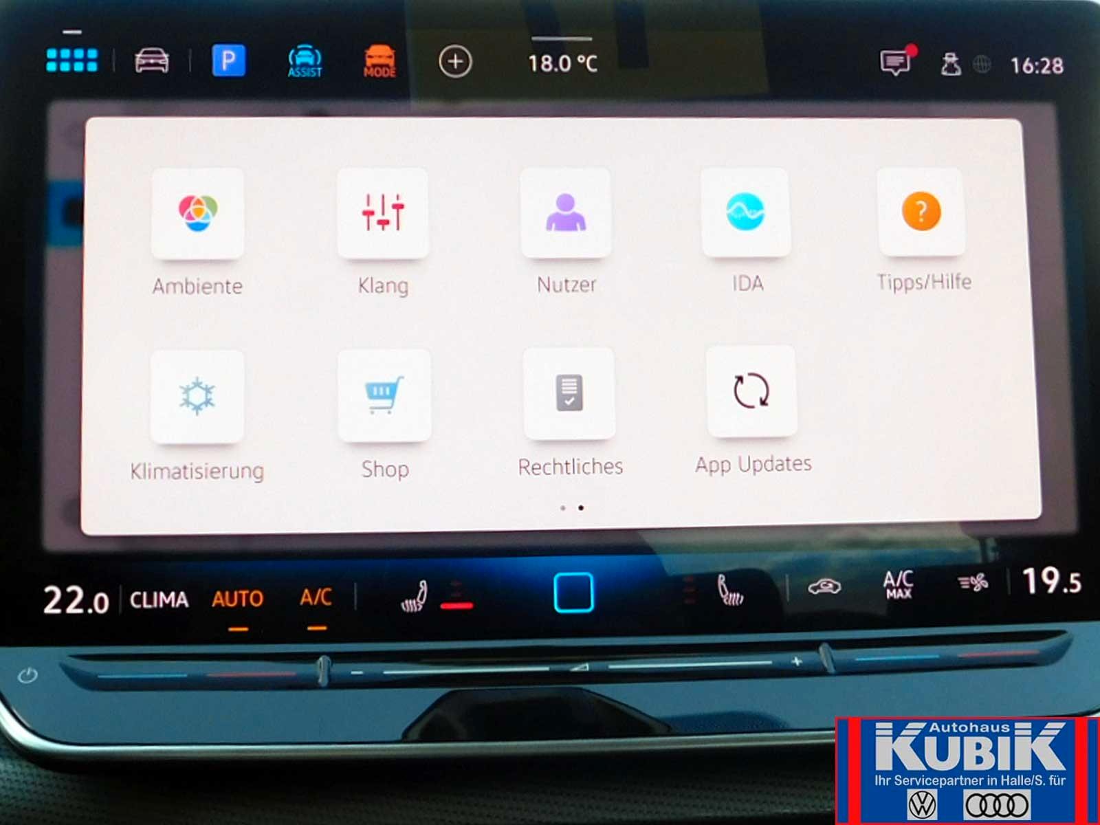 Volkswagen Golf 1.5 eTSI DSG IQ.Drive Style