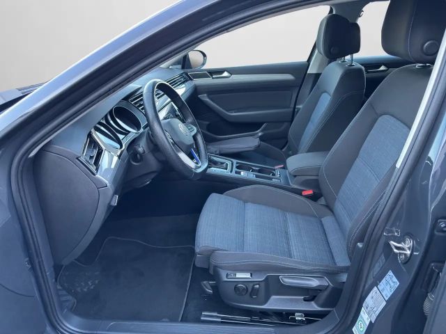 Volkswagen Passat GTE Variant