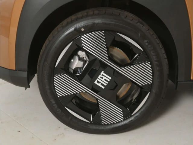 Fiat Grande Panda E La Prima