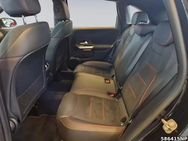 Mercedes-Benz B 180 AMG Line