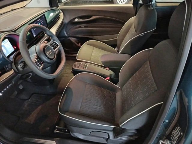 Fiat 500e Style & Komfort Paket 42kwh Batterie 360 Kamera LE