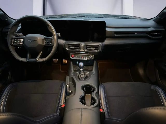 Ford Mustang Fastback GT 5.0 V8