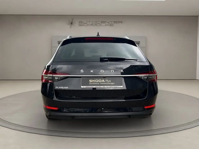 Skoda Superb 2.0 TDI Combi Style Style