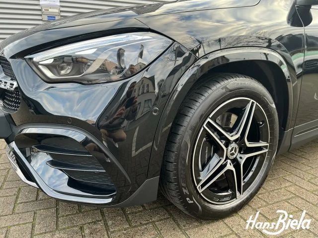 Mercedes-Benz GLA 220 4MATIC AMG Line