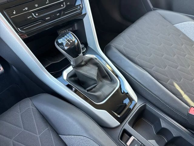 Volkswagen T-Roc GOAL TSI CarPlay/Virt/ACC/LED/Navi/PDC