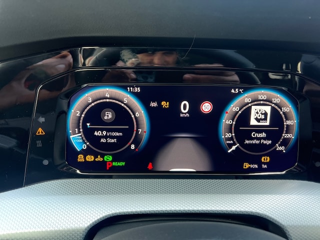 Volkswagen Golf 1.5 eTSI DSG