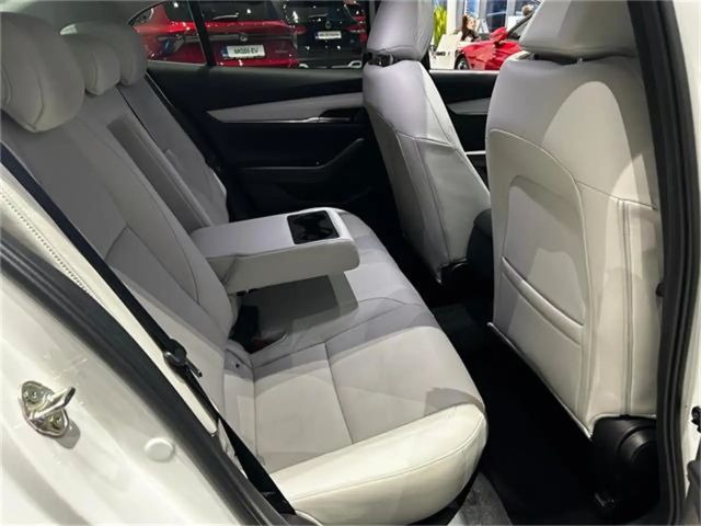 Mazda 3 SkyActiv e-Skyactiv