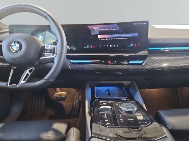 BMW 520 520i M-Sport Touring