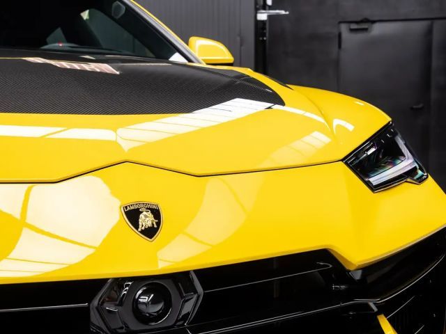 Lamborghini Urus Performante