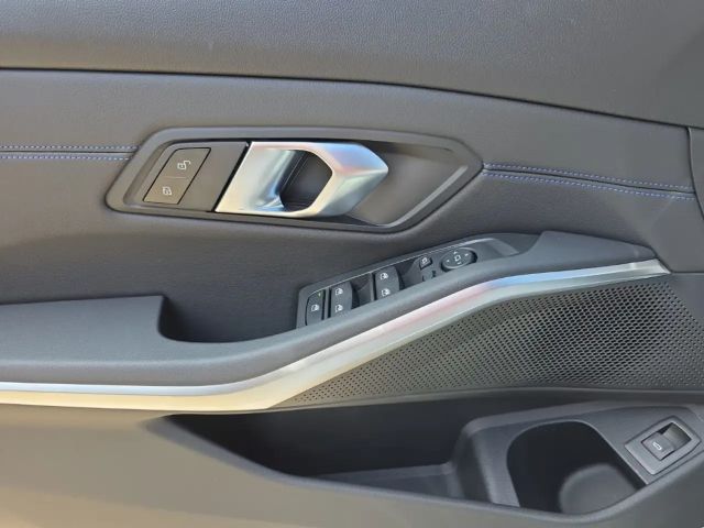 BMW 330 330i M-Sport Touring xDrive