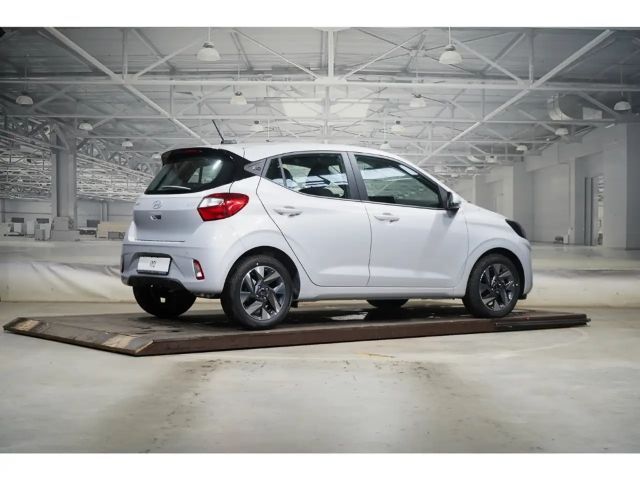 Hyundai i10 1.0 2WD Trend