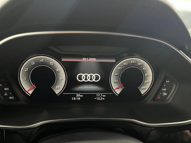 Audi Q3 S-Tronic