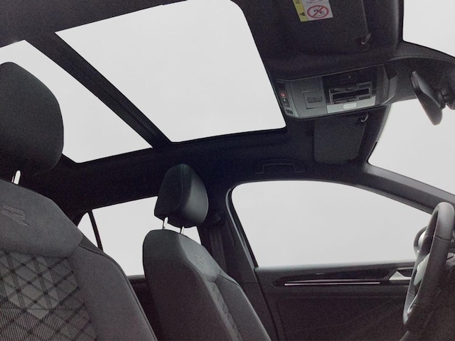 Volkswagen T-Roc 1.5 TSI DSG R-Line