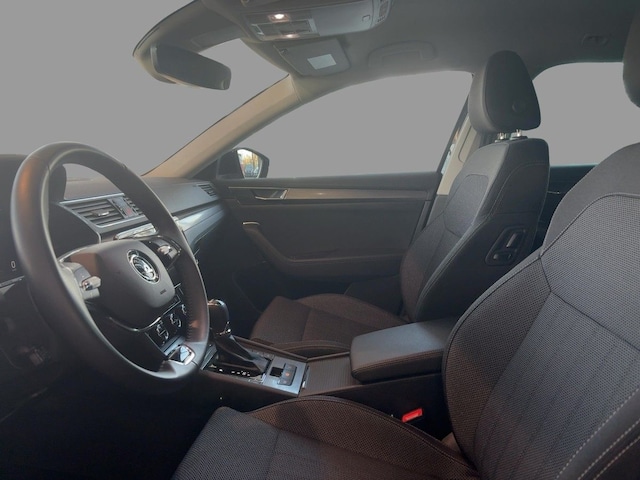 Skoda Superb 2.0 TDI Combi Style Style