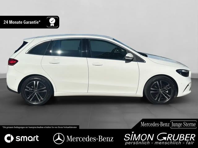 Mercedes-Benz B 200 Progressive Sedan
