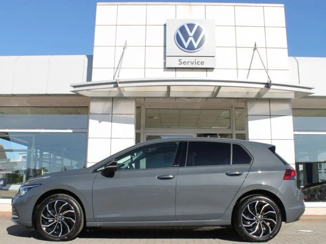 Volkswagen Golf 1.5 TSI Golf VIII Move