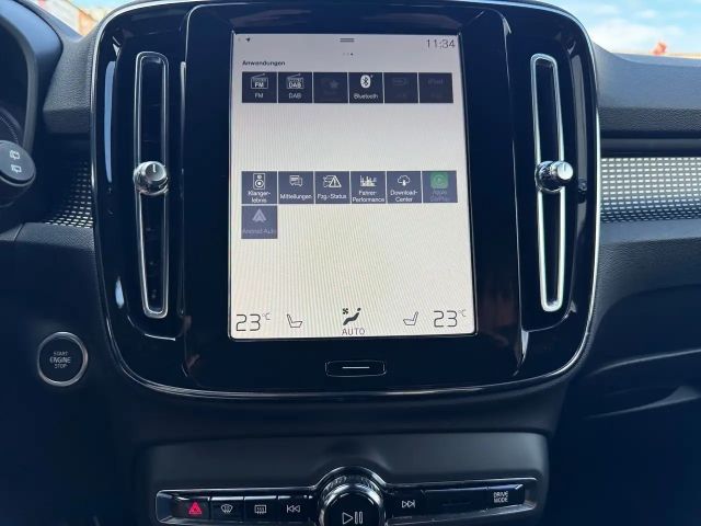 Volvo XC40 R-Design Recharge