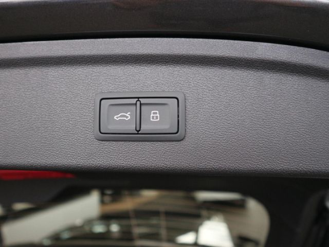 Audi A3 35 TFSI S-Line S-Tronic Sportback