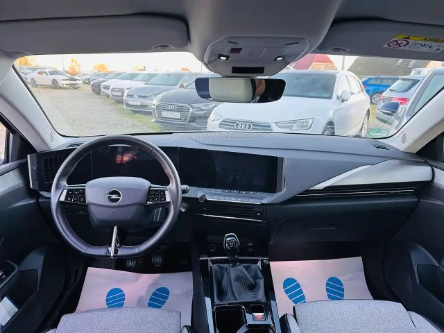 Opel Astra Elegance Sports Tourer