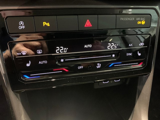 Volkswagen T-Cross T-CROSS 1.0  StyleB 081 TSIM6F