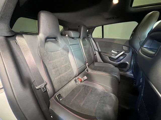 Mercedes-Benz CLA 180 AMG Line Shooting Brake