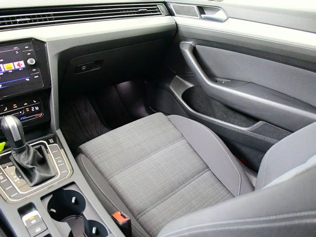 Volkswagen Passat Business DSG Variant