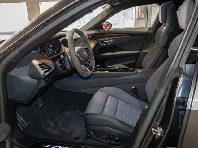 Audi e-tron GT Laser Pano HUD Standklima 360°